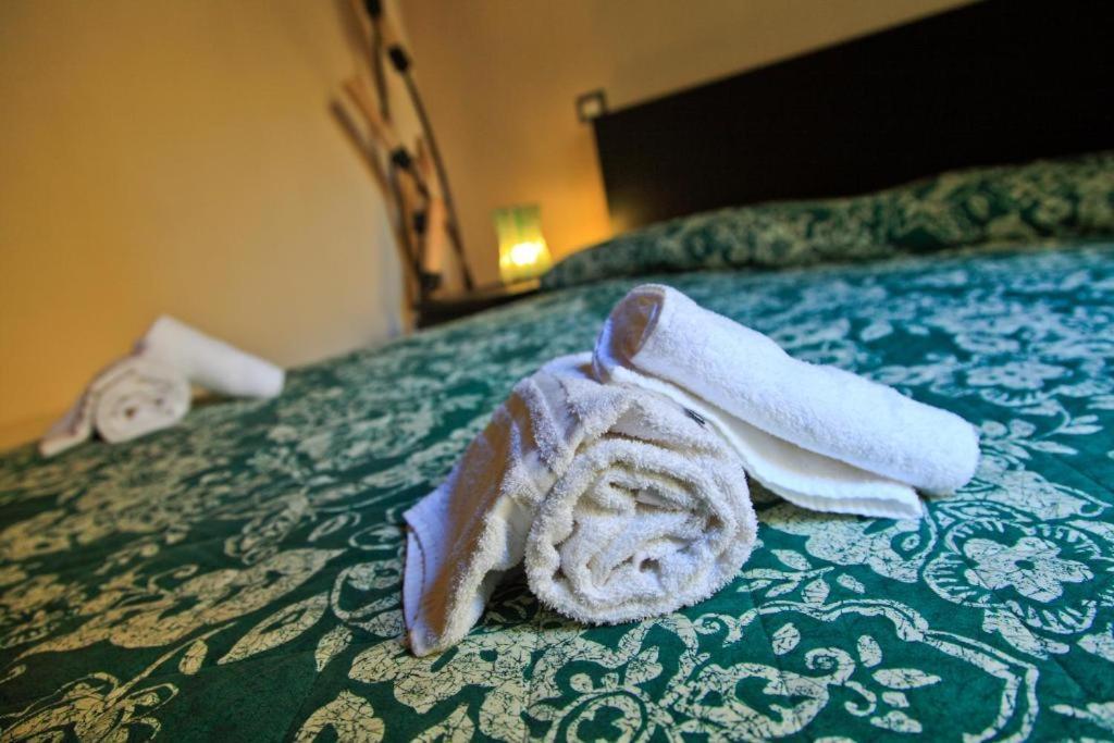 B&B Madema Cefalù Buitenkant foto